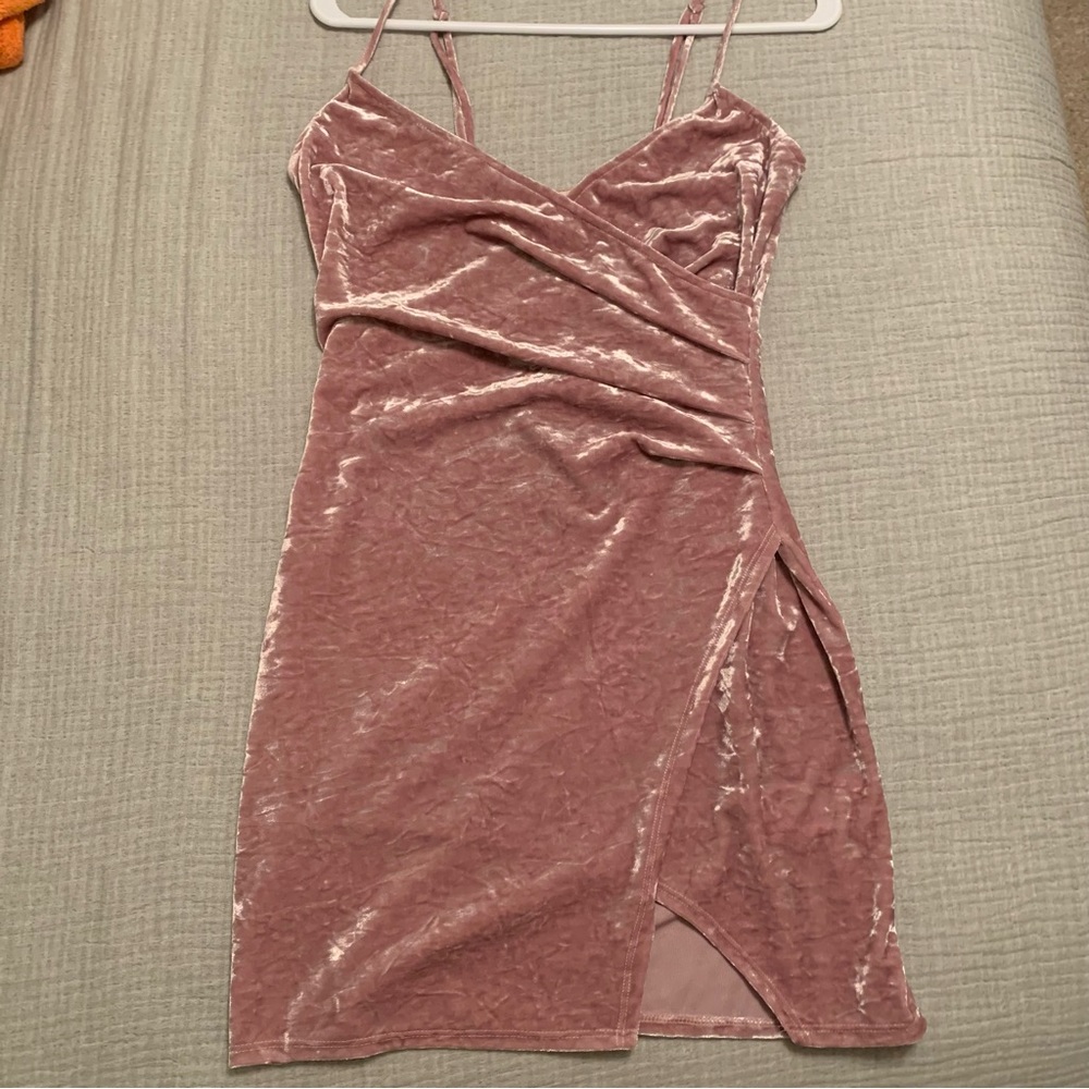 Urban Renewal Vintage Remnants Velvet Wrap Mini Dress in Mauve